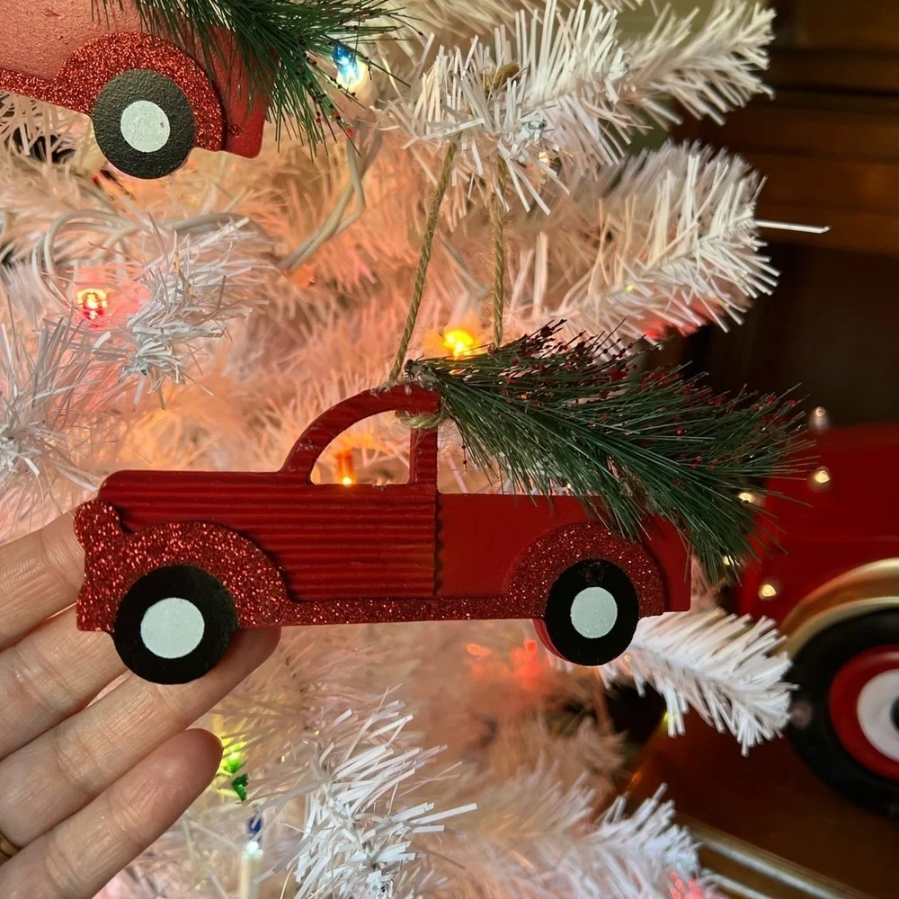2x Christmas Red Truck Wooden Christmas Ornaments